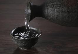 「财经」青青稞酒2020年亏“1.14亿”，2021年一季度就“扭亏为盈”